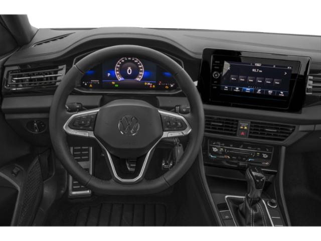 2025 Volkswagen Jetta Sport photo 4
