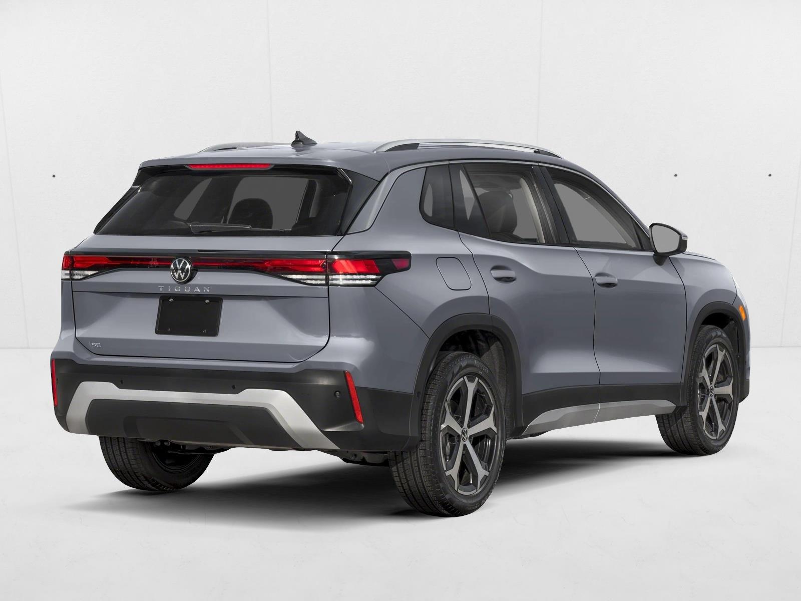 2026 Volkswagen Tiguan SE photo 2