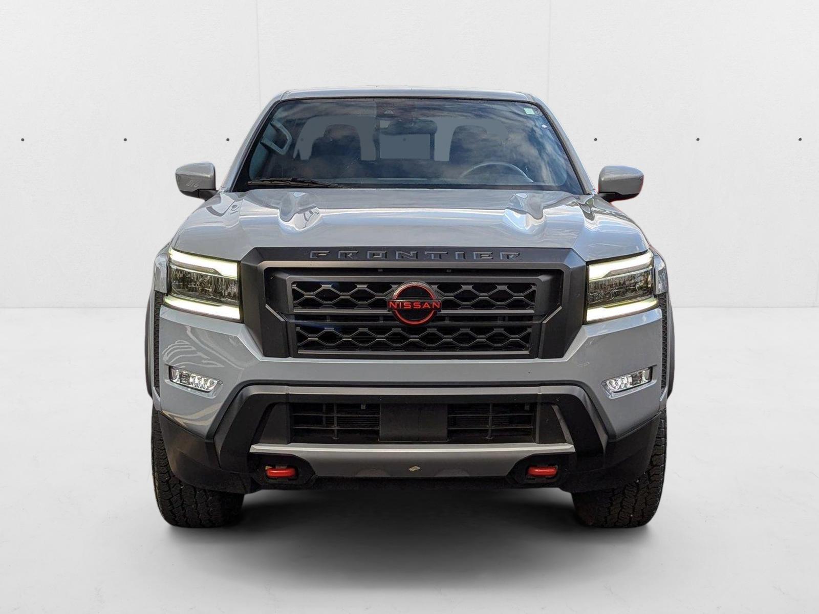 2024 Nissan Frontier PRO-X Crew Cab photo 2