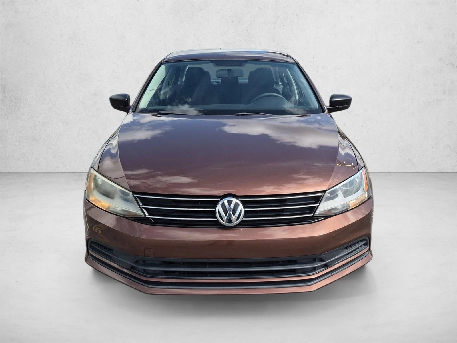 Used 2016 Volkswagen Jetta SE with VIN 3VWD67AJ1GM406681 for sale in Savannah, GA