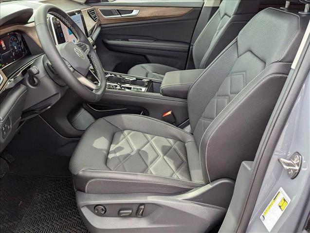 2025 Volkswagen Atlas SE Technology photo 4