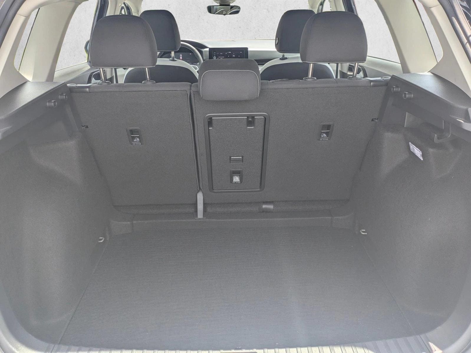 2025 Volkswagen Taos S - Photo 6