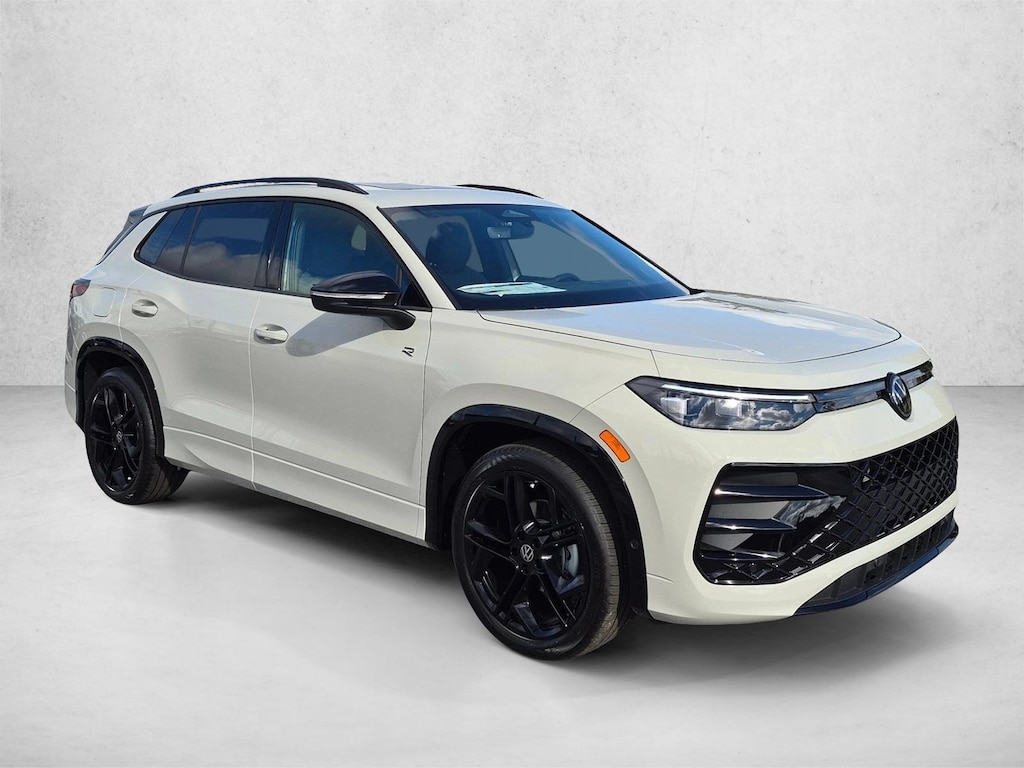 New 2026 Volkswagen Tiguan SE R-Line Black Sport Utility