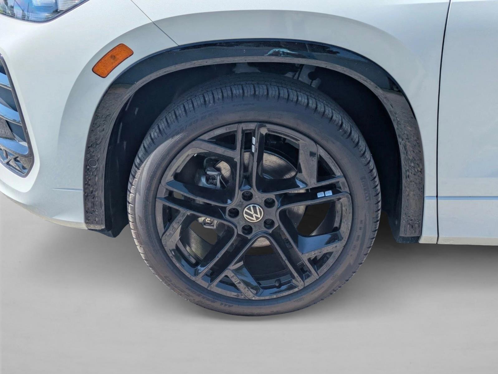 2026 Volkswagen Tiguan SE R-LINE BLACK - Photo 23