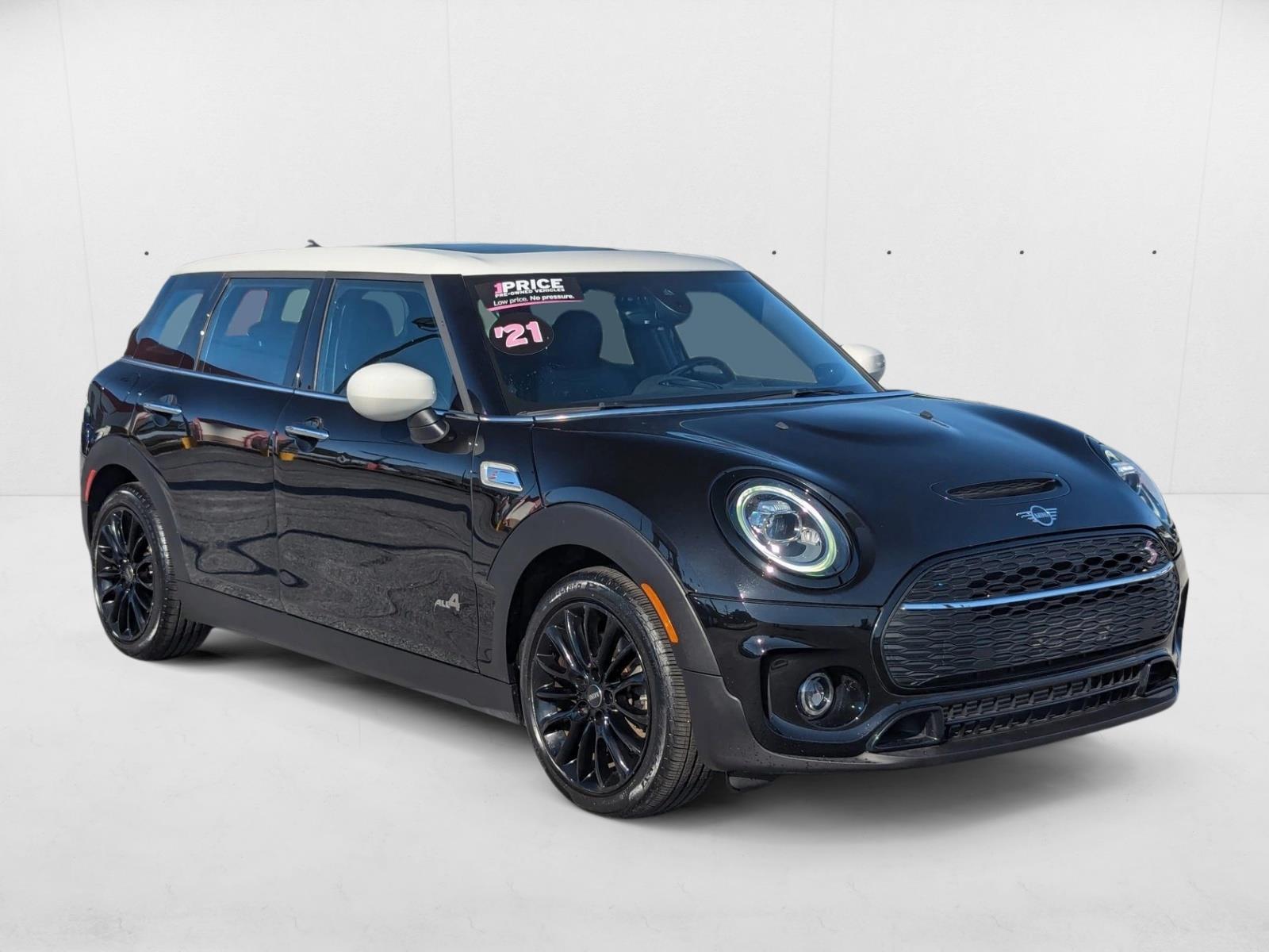 2021 Mini Clubman Base S ALL4 photo 2