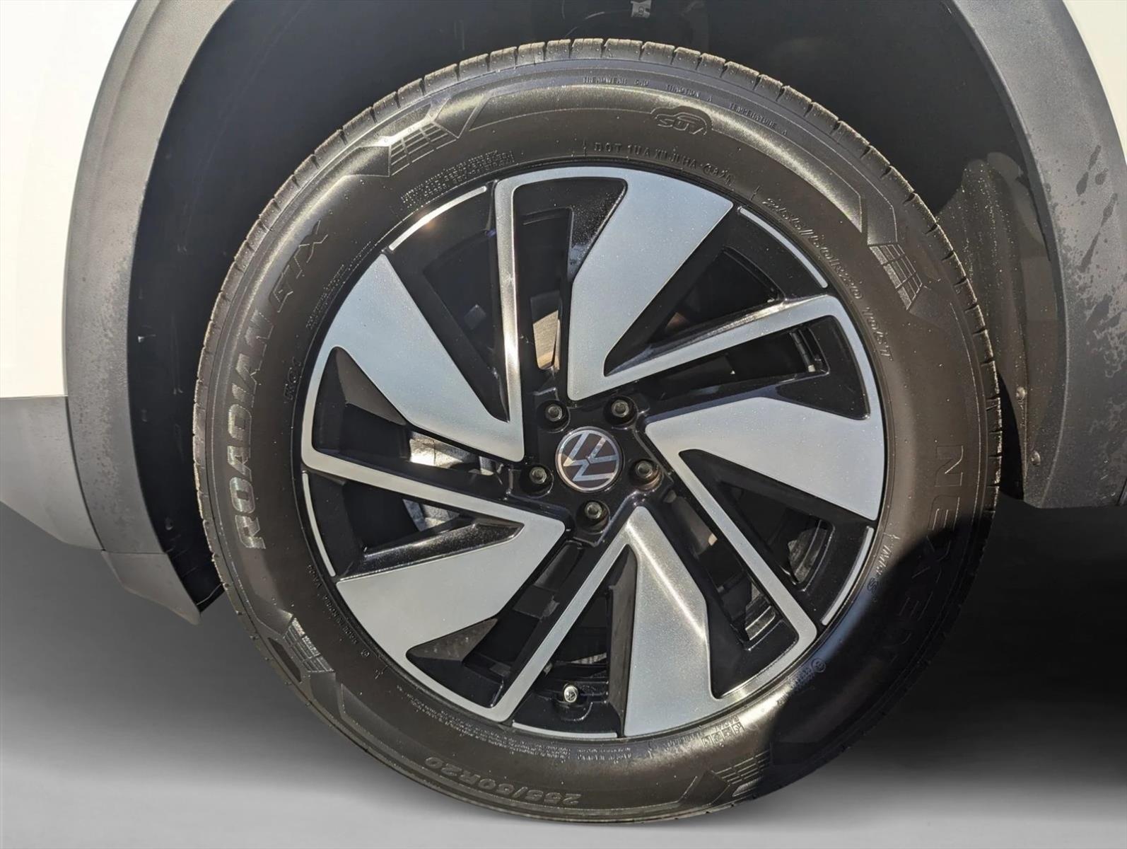 2026 Volkswagen Atlas SE w/Tech - Photo 9