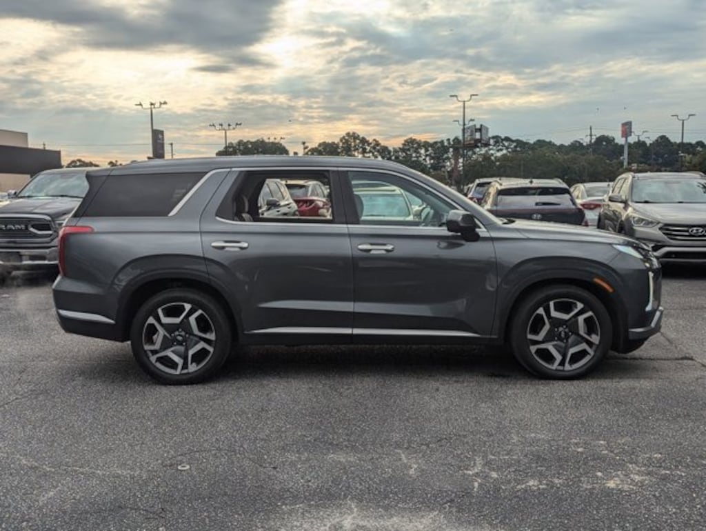 Used 2024 Hyundai Palisade Limited Sport Utility