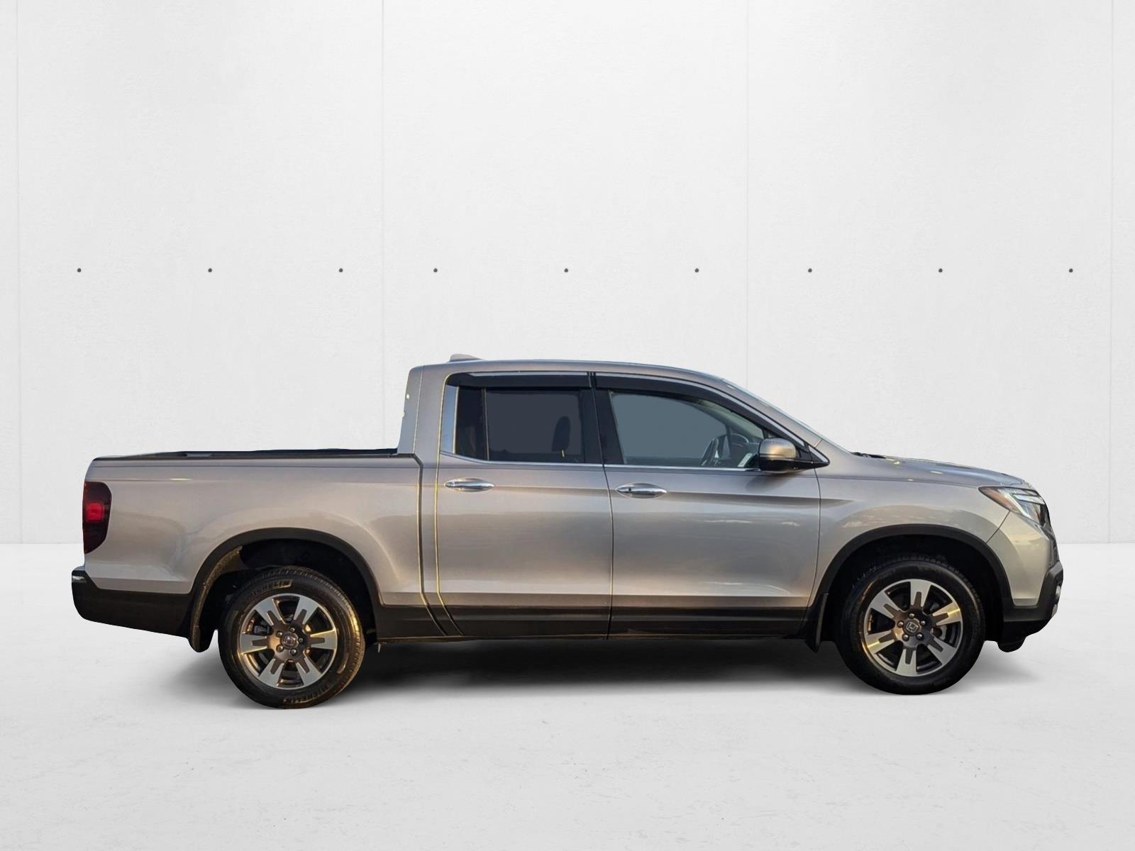 2020 Honda Ridgeline RTL-E photo 4