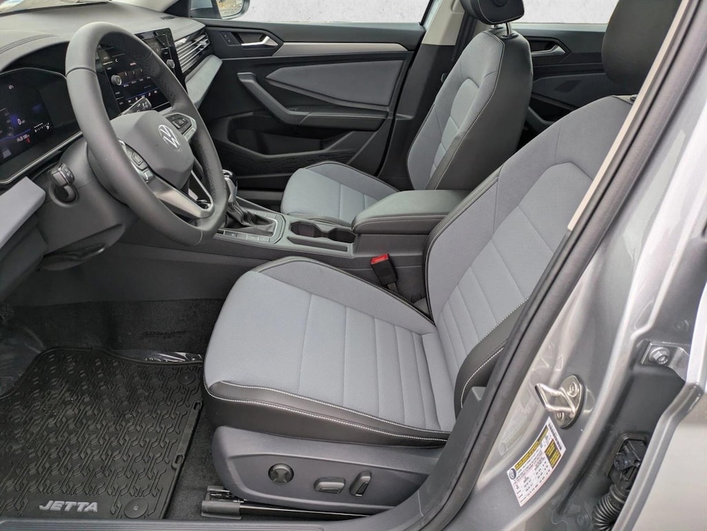 New 2026 Volkswagen Jetta SE 4dr Car