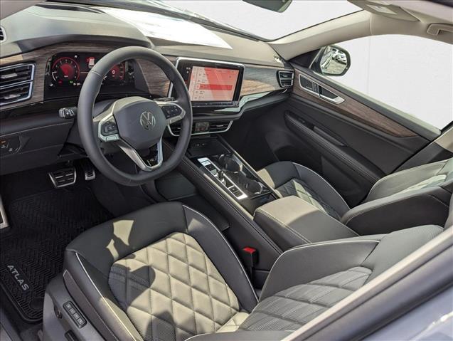 2025 Volkswagen Atlas SEL Premium R-Line photo 3