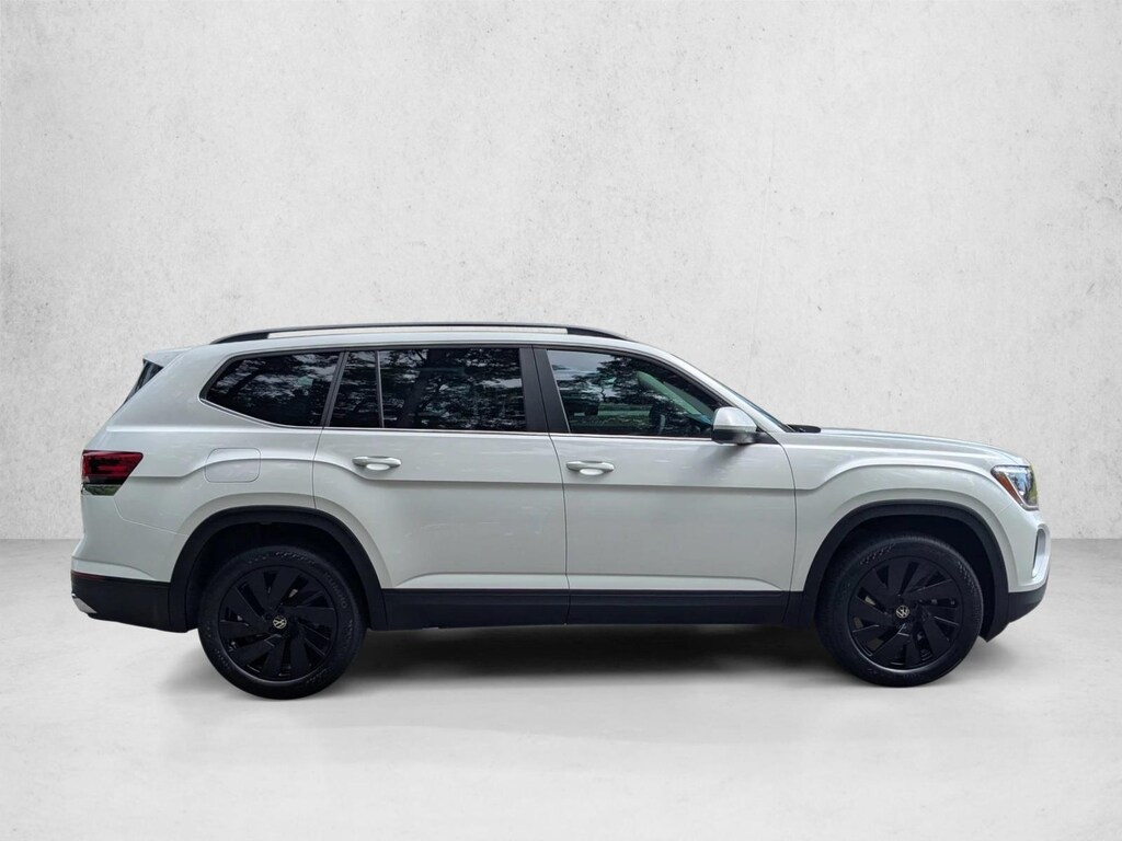 New 2026 Volkswagen Atlas 2.0T SE w/Technology Sport Utility