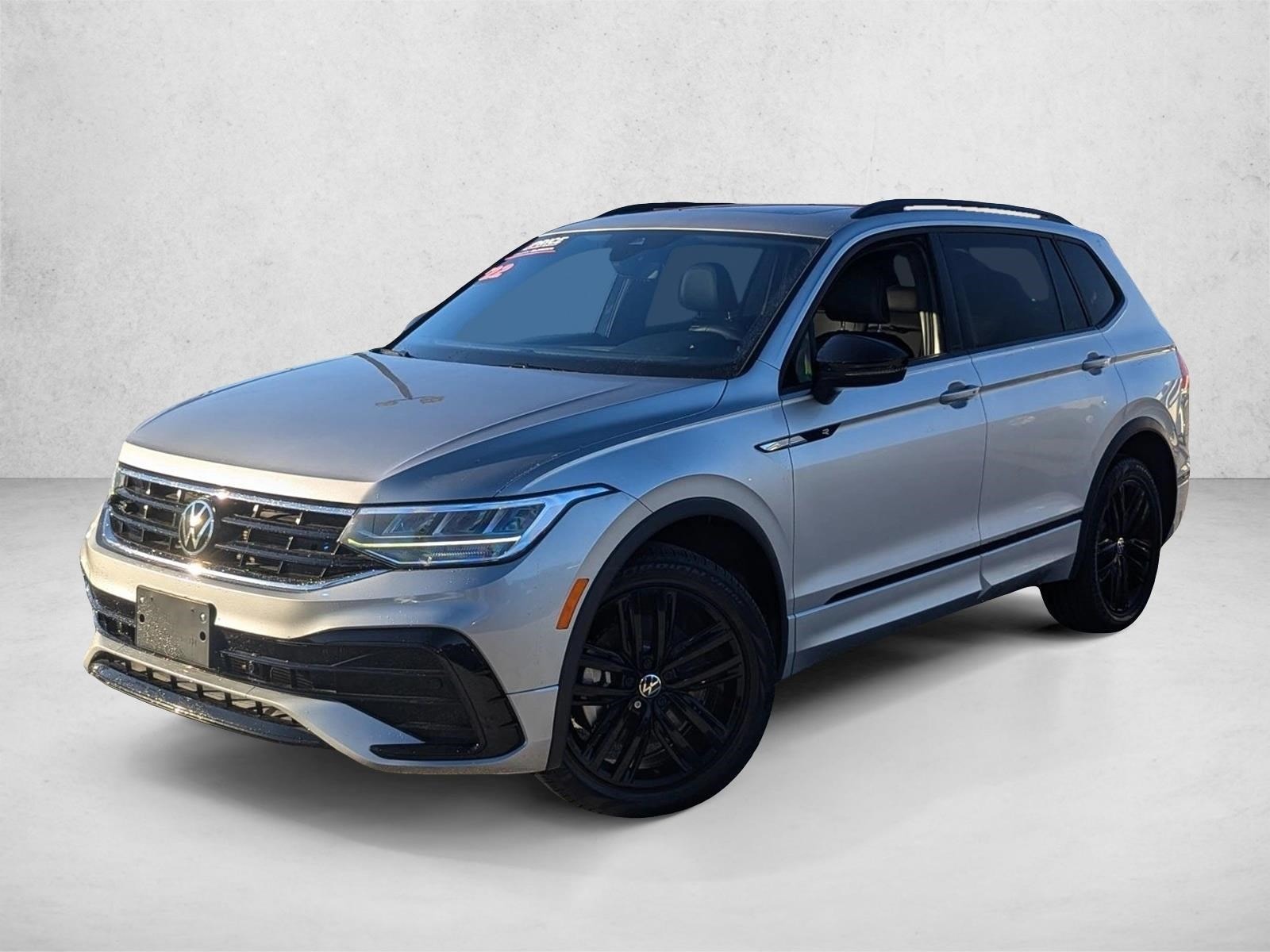 2022 Volkswagen Tiguan SE R-LINE BLACK
