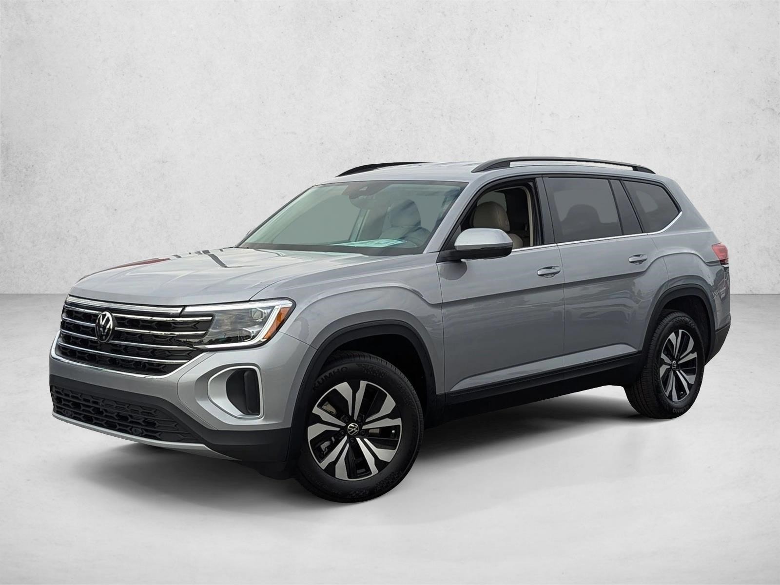 2026 Volkswagen Atlas SE's photo