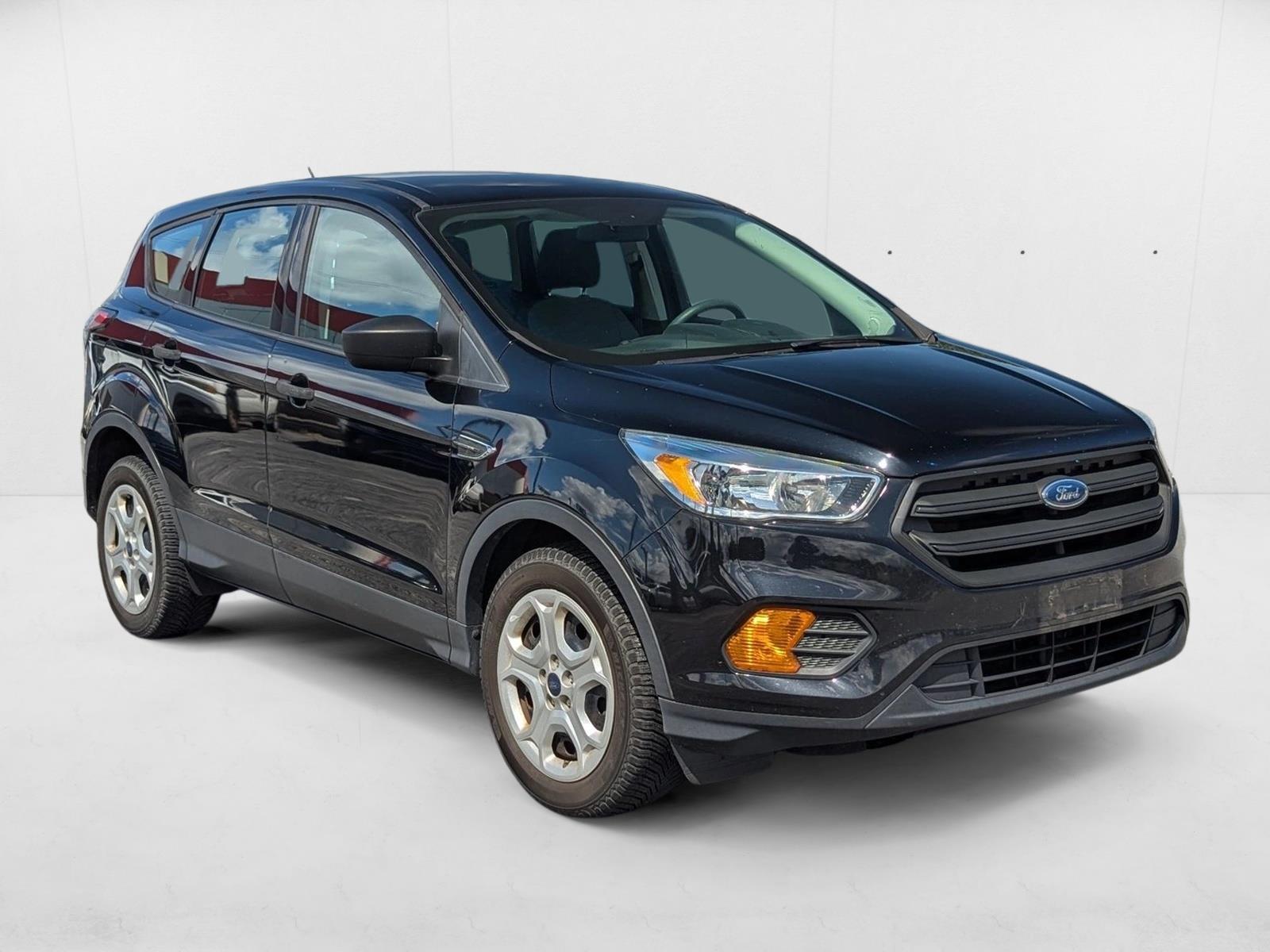 2017 Ford Escape Sport photo 3