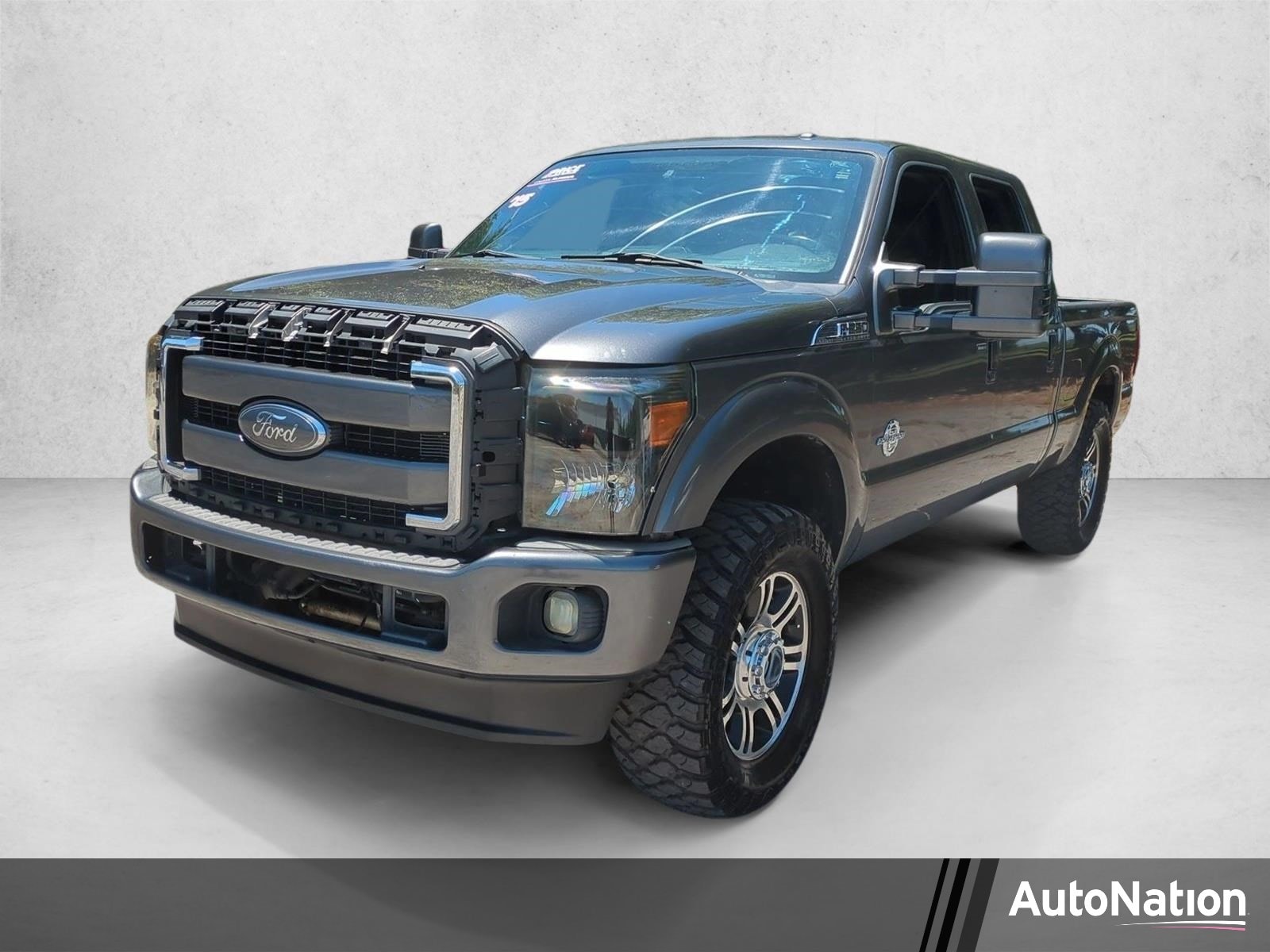 2015 Ford F-250 Lariat 4x4 Crew Cab 172 in's photo