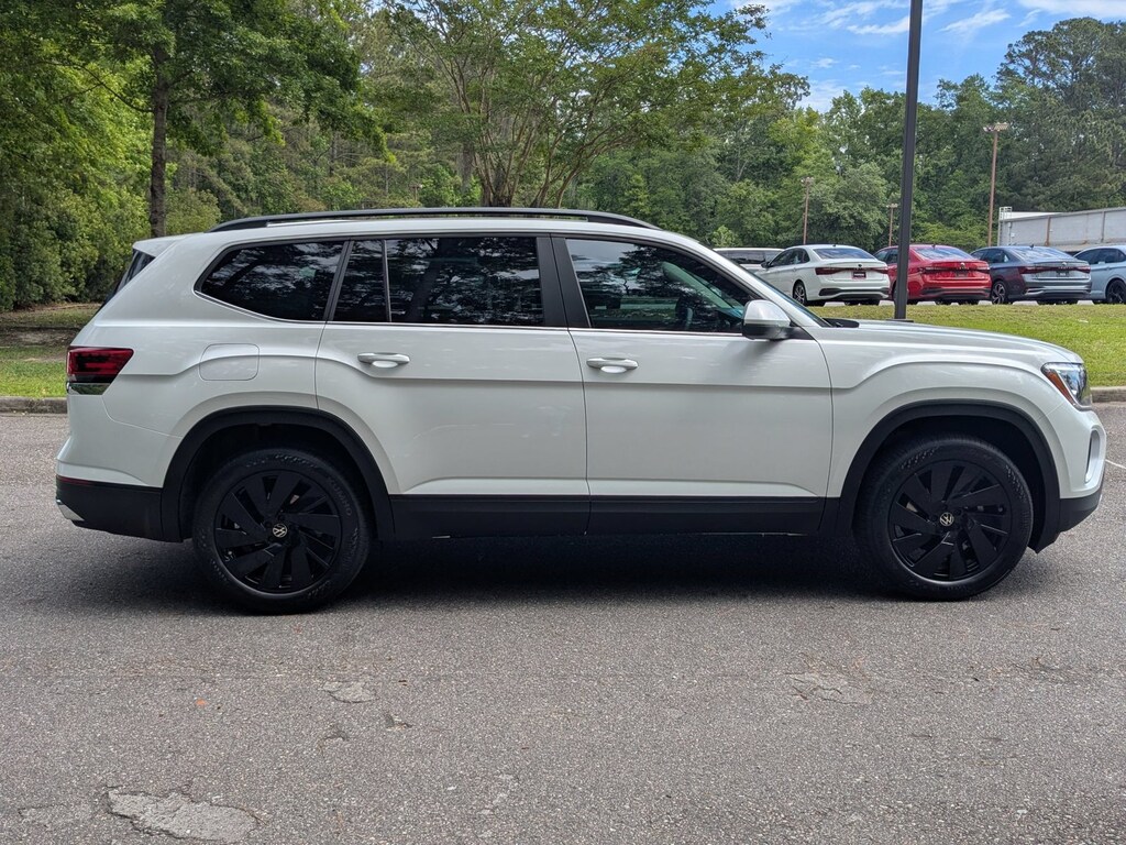 New 2026 Volkswagen Atlas 2.0T SE w/Technology Sport Utility
