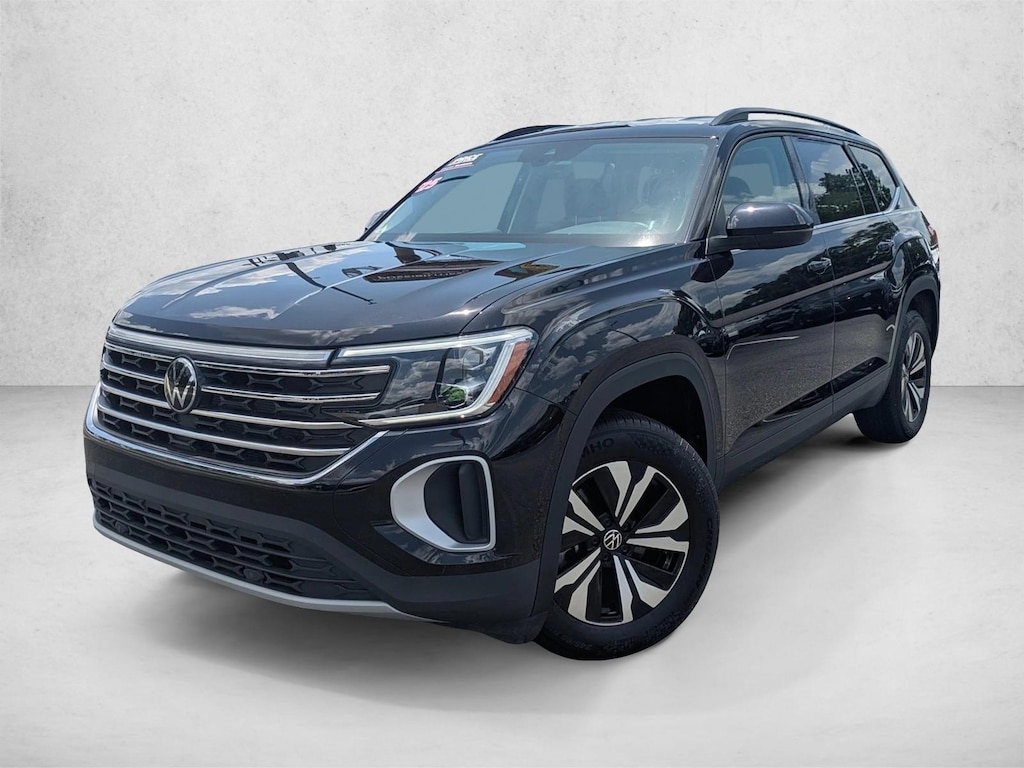 Used 2025 Volkswagen Atlas 2.0T SE Sport Utility