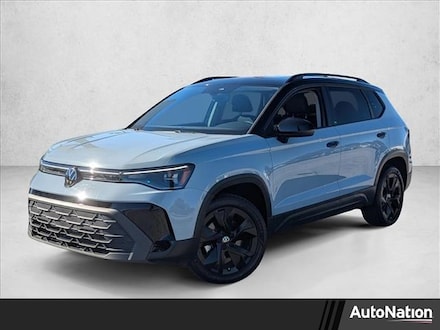 2025 Volkswagen Taos SE Black Sport Utility