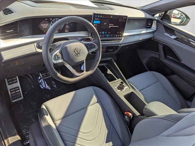 2026 Volkswagen Tiguan SE R-Line Black photo 3