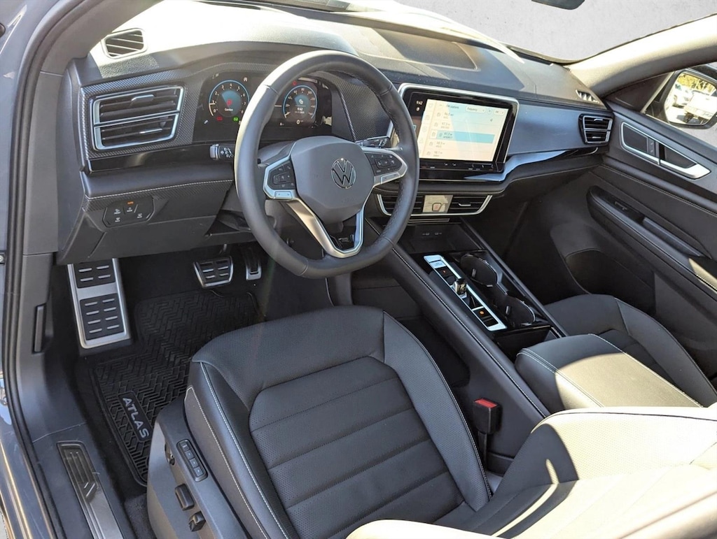 New 2026 Volkswagen Atlas Cross Sport 2.0T SEL R-Line Black Sport Utility