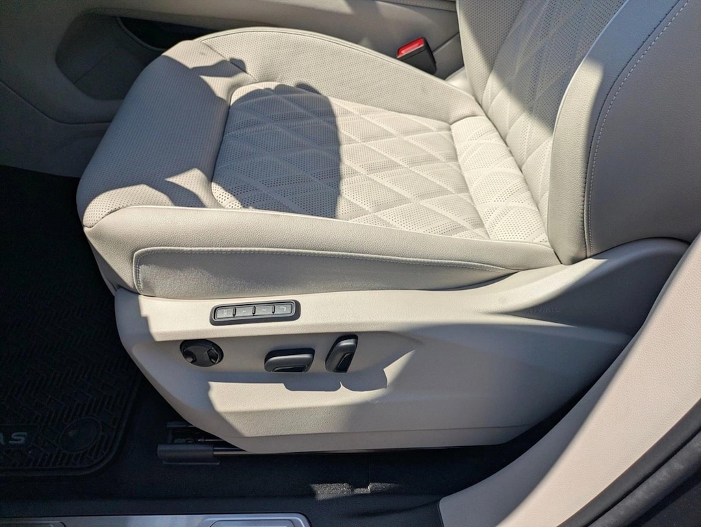 New 2026 Volkswagen Atlas 2.0T SEL Premium R-Line Sport Utility