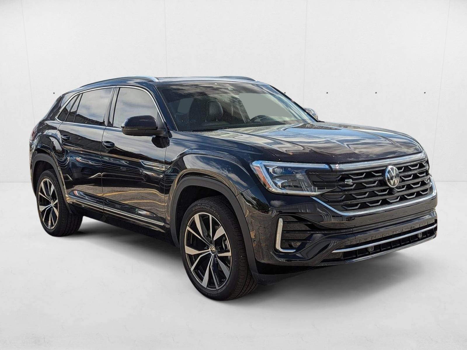 2025 Volkswagen Atlas Cross Sport SEL Premium R-Line photo 3