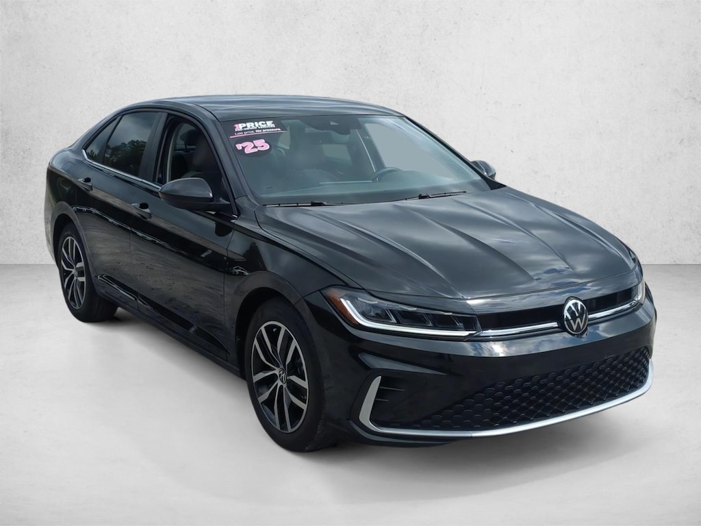 Used 2025 Volkswagen Jetta SE 4dr Car