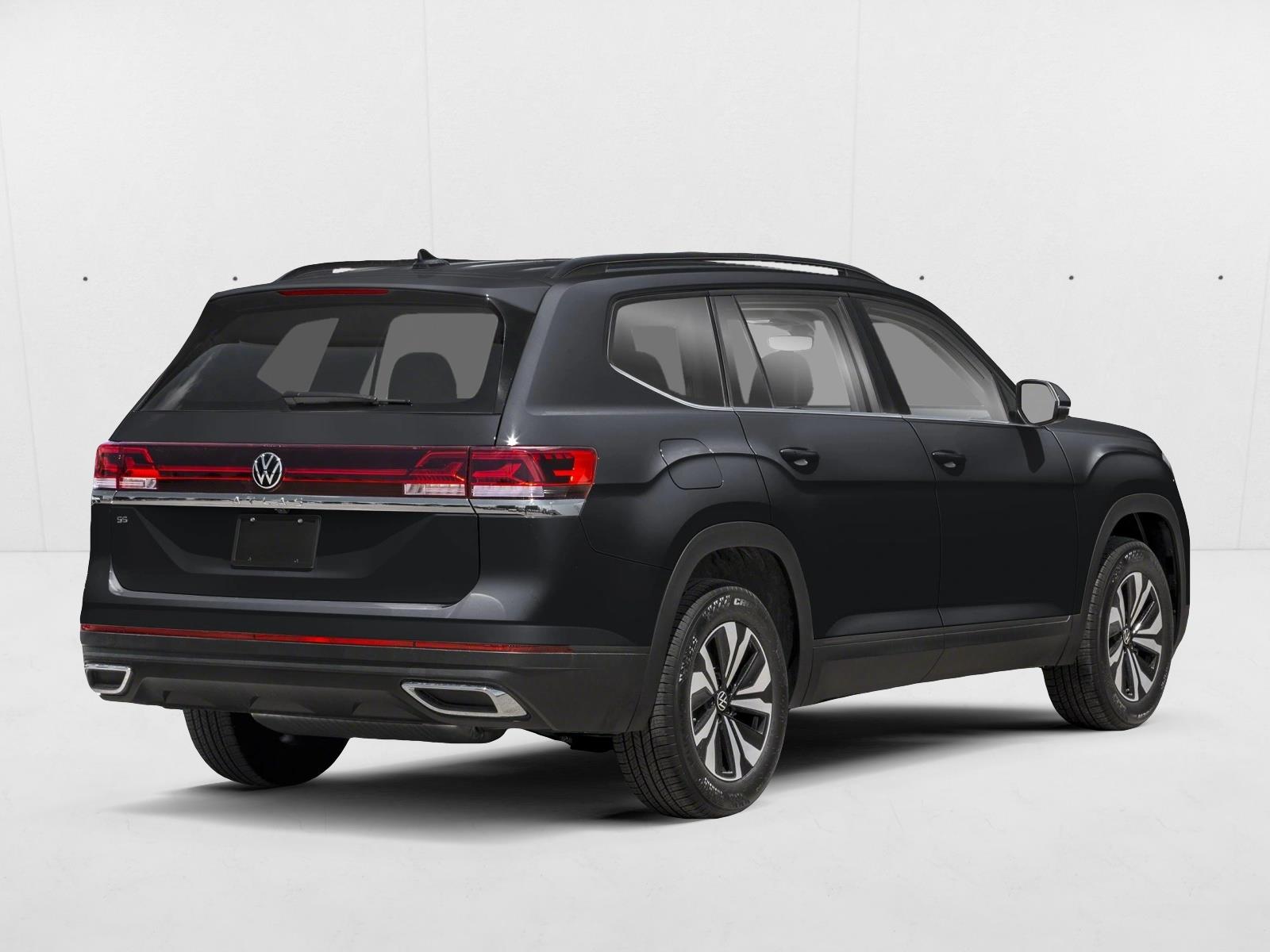 2026 Volkswagen Atlas SE photo 2