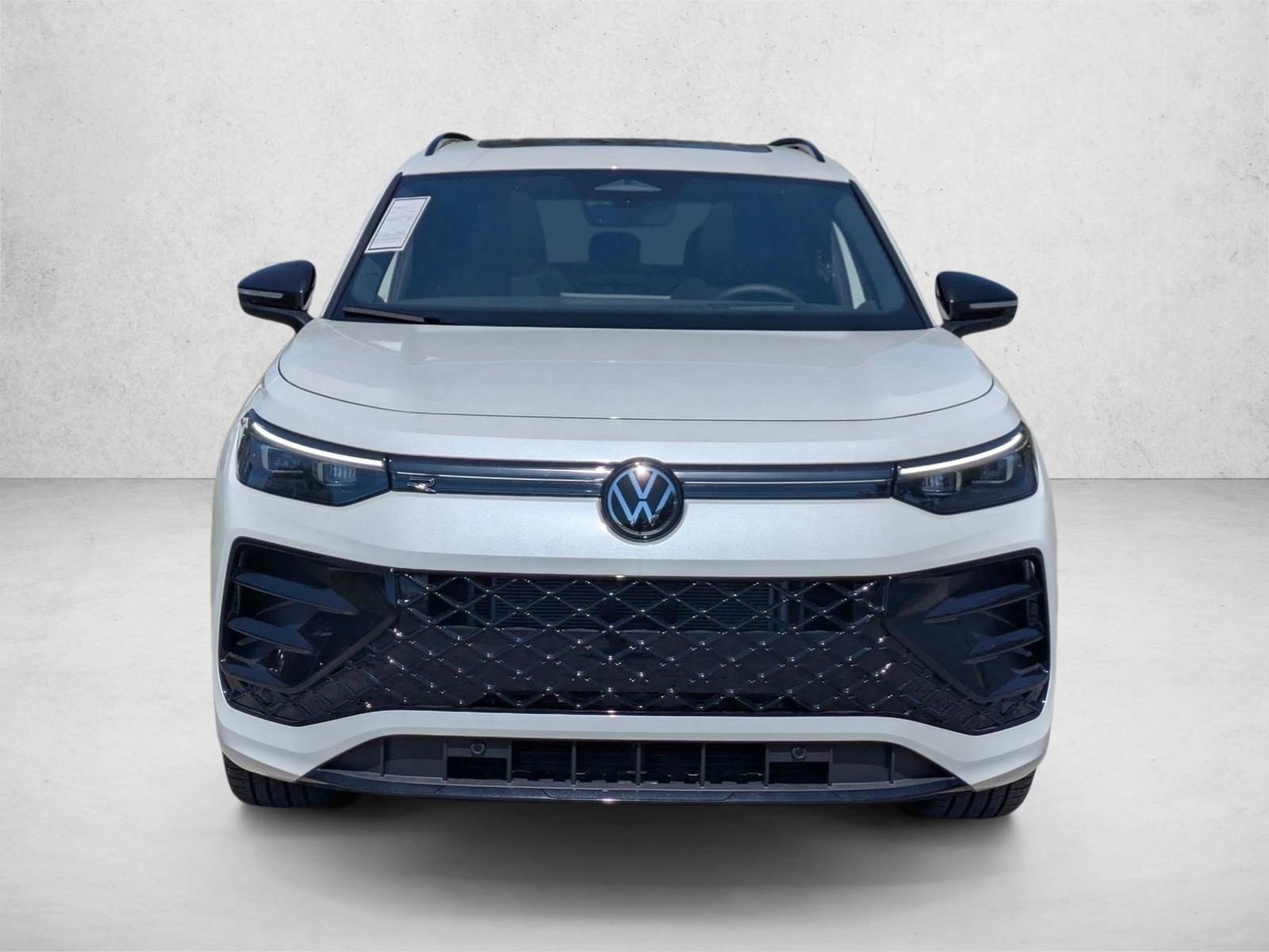 2026 Volkswagen Tiguan SE R-LINE BLACK - Photo 6
