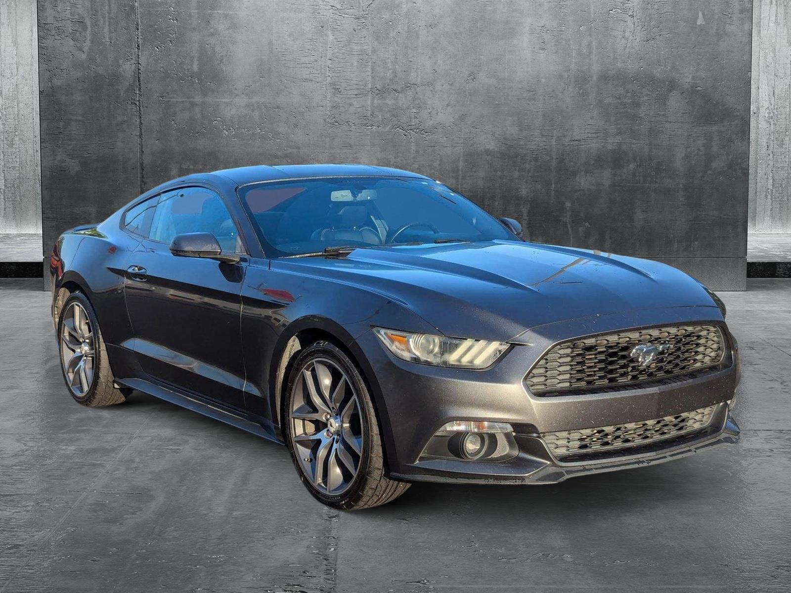 2015 Ford Mustang EcoBoost Premium photo 3