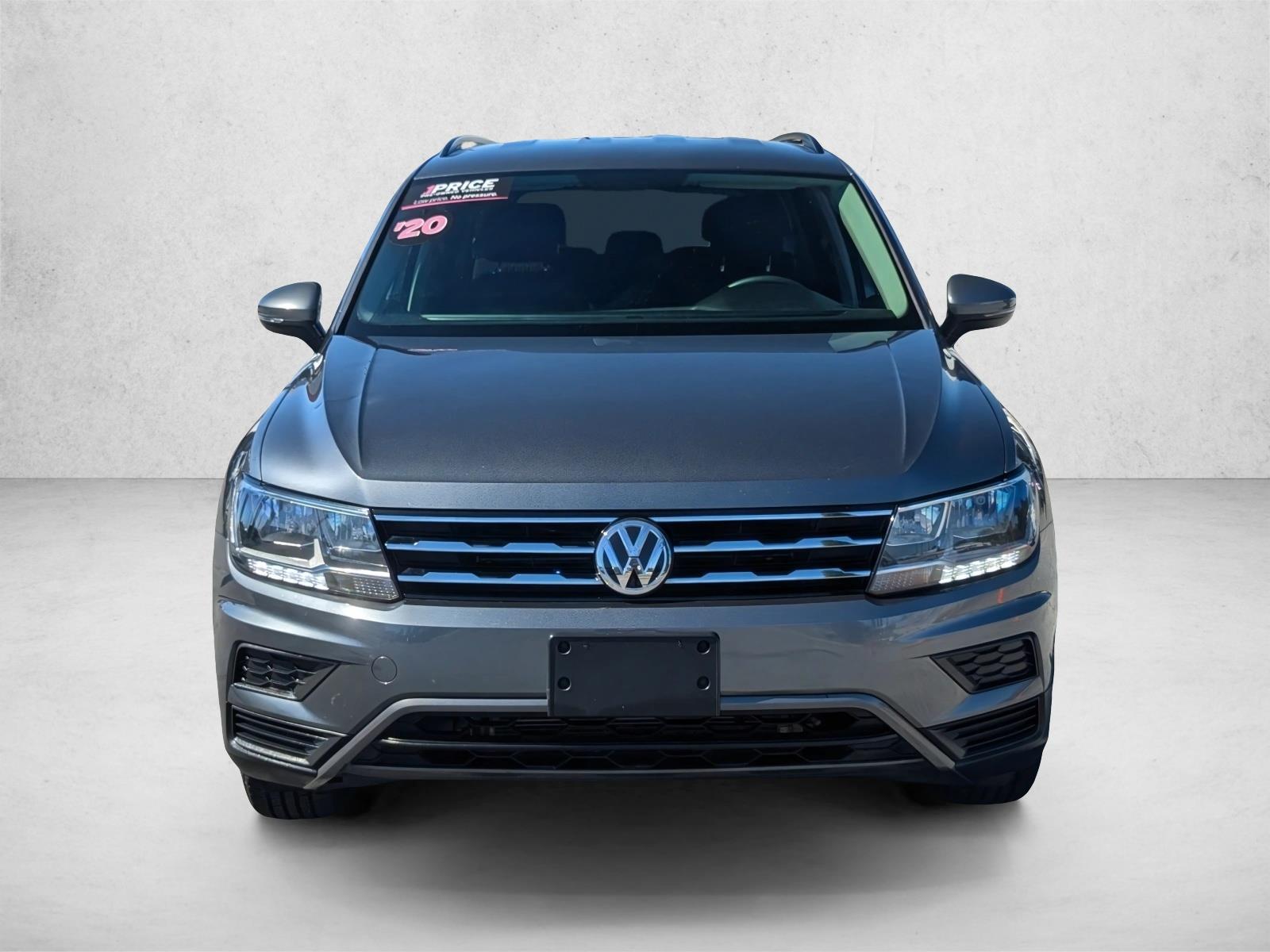 2020 Volkswagen Tiguan S photo 2