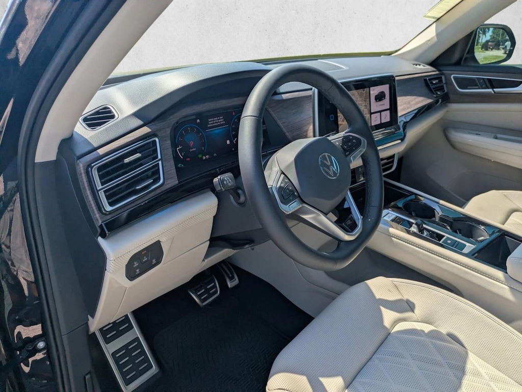 New 2026 Volkswagen Atlas 2.0T SEL Premium R-Line Sport Utility