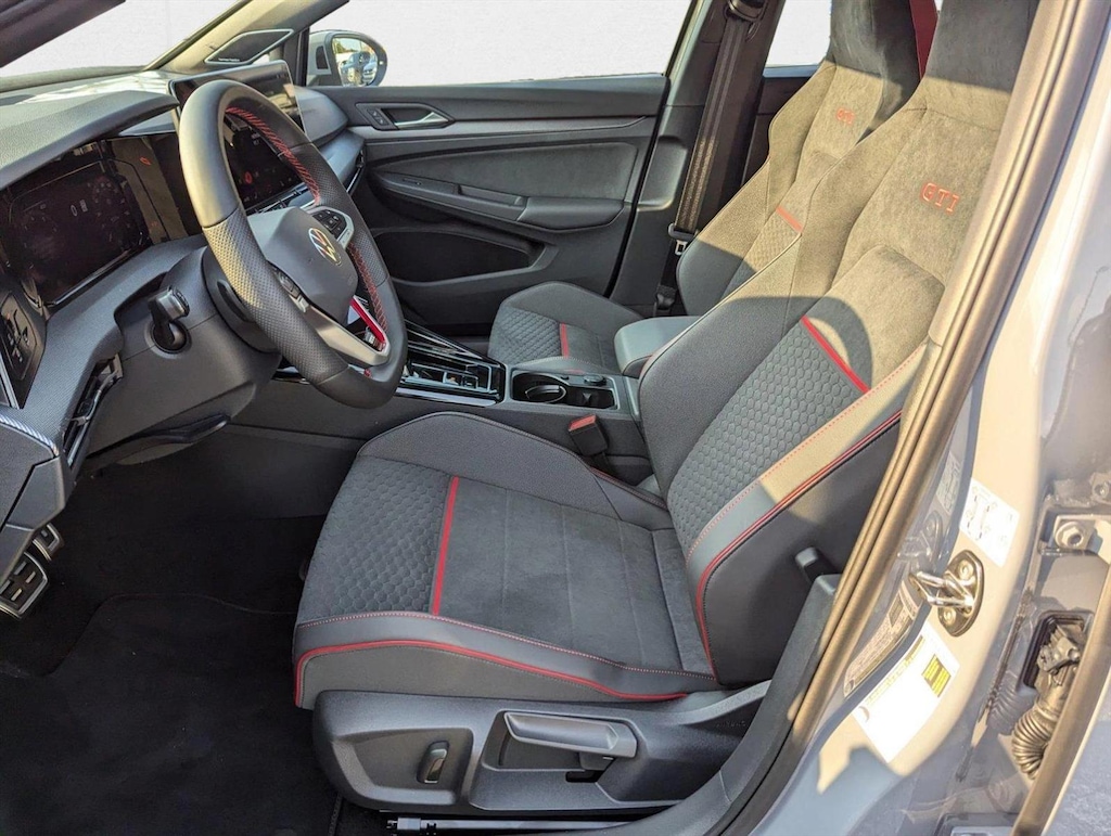 New 2025 Volkswagen Golf GTI SE 4dr Car