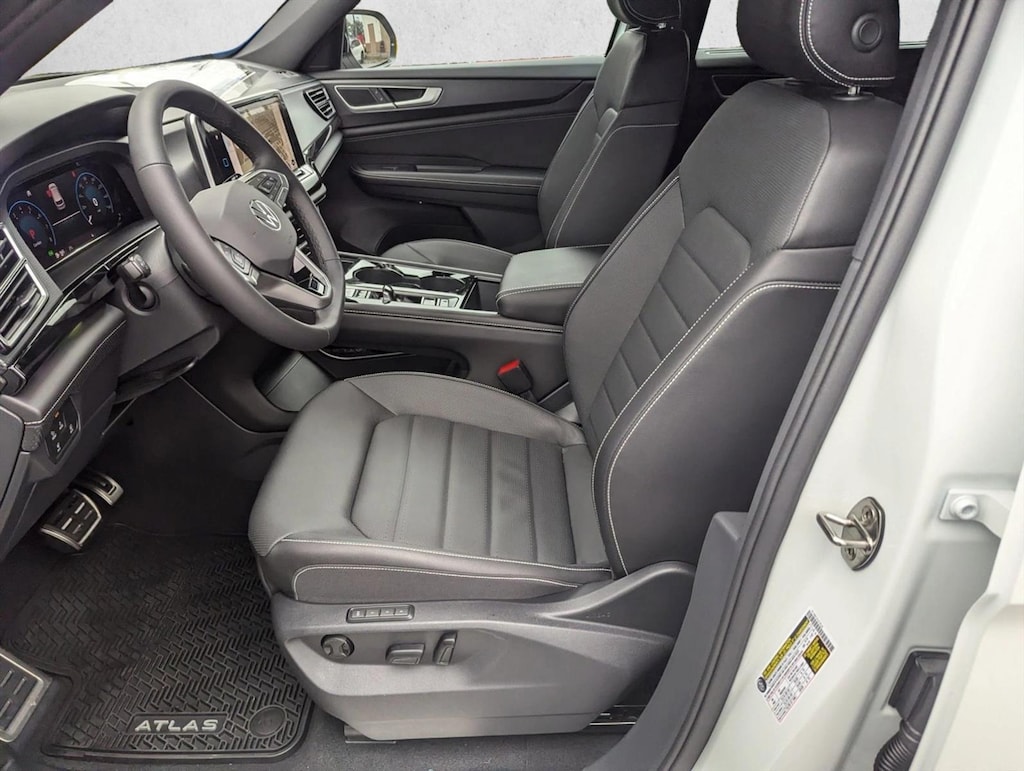 New 2026 Volkswagen Atlas Cross Sport 2.0T SEL R-Line Black Sport Utility