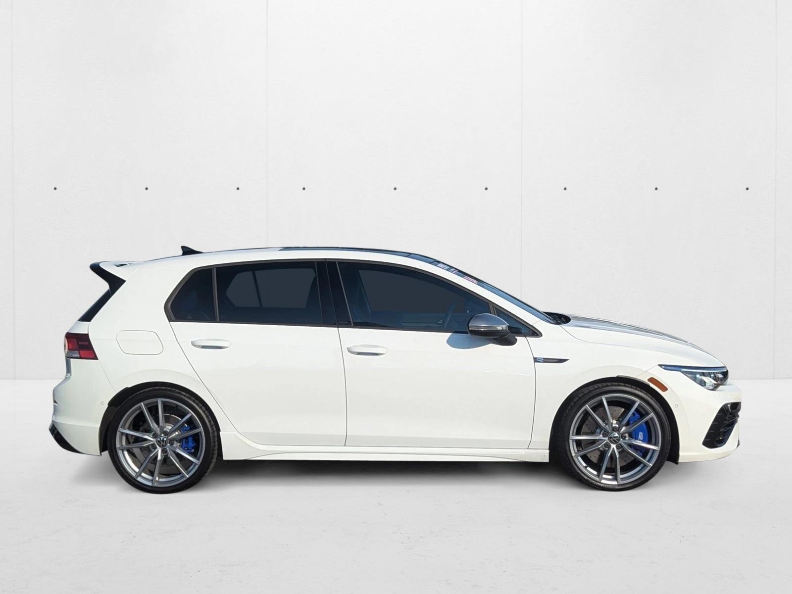 2024 Volkswagen Golf R photo 4