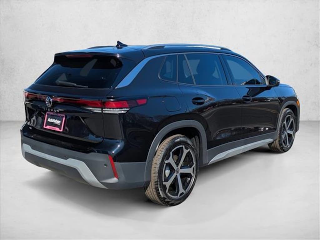 New 2026 Volkswagen Tiguan SE Sport Utility