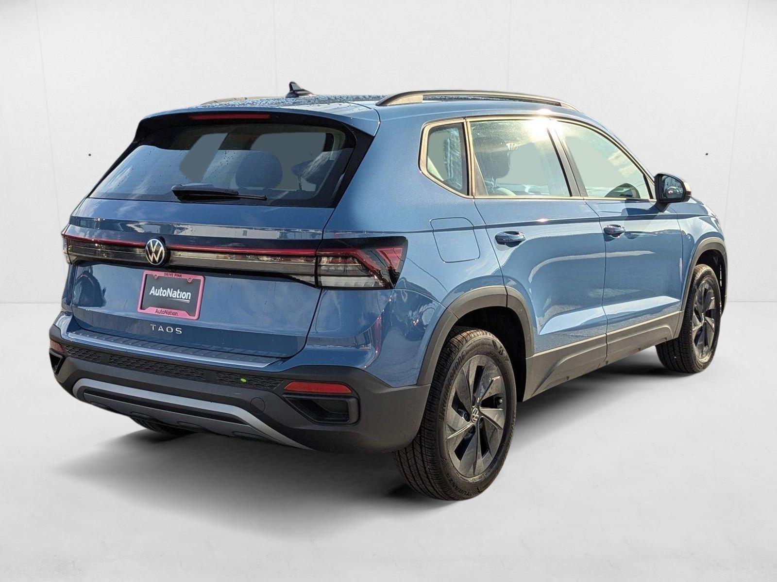 2025 Volkswagen Taos S photo 2