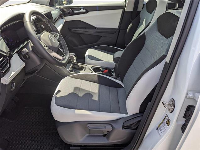 2025 Volkswagen Taos S photo 4
