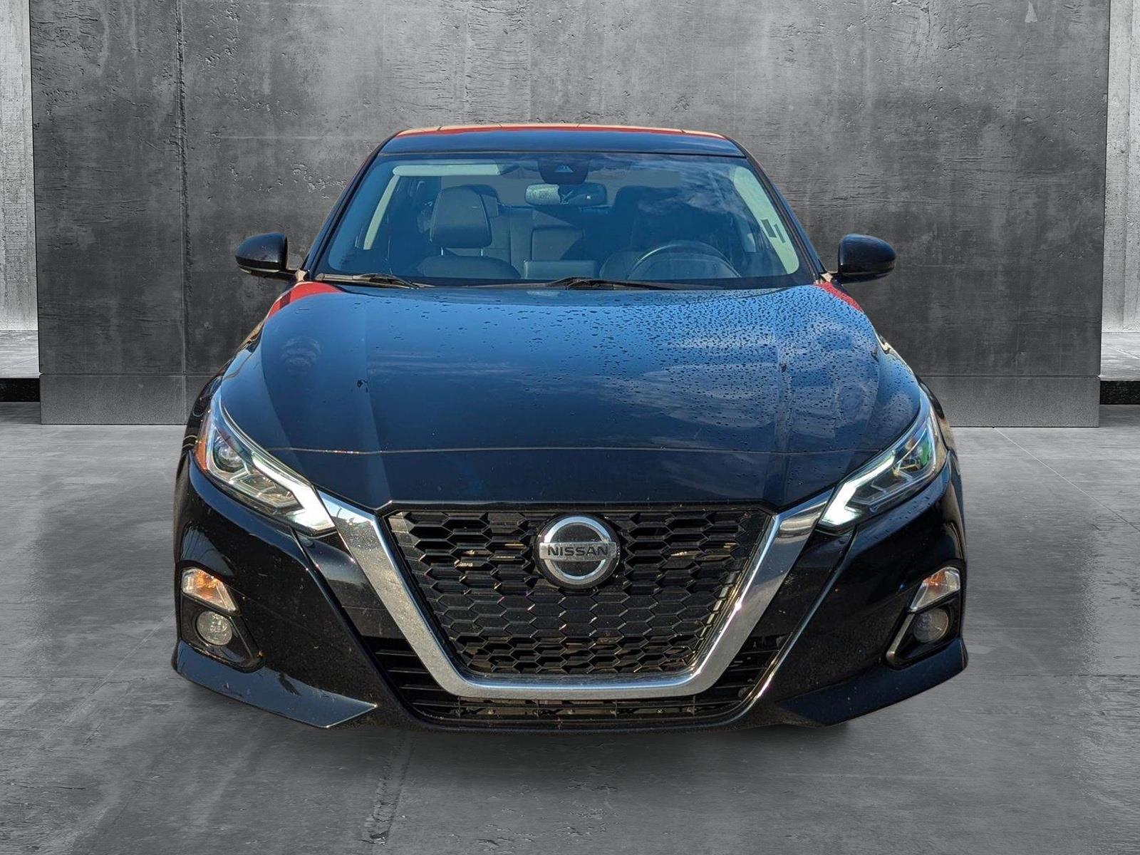 2019 Nissan Altima 2.5 SV photo 2