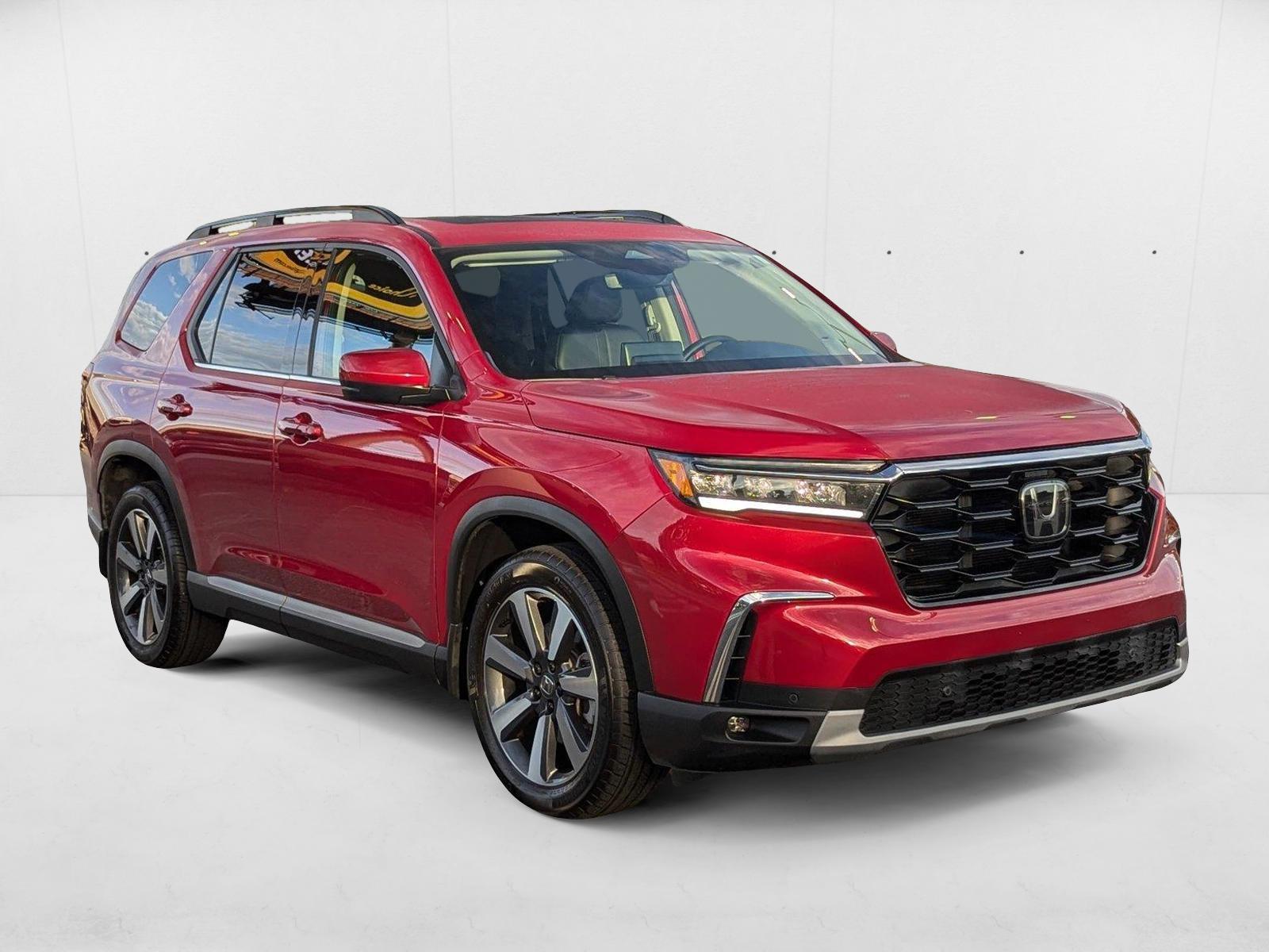 2024 Honda Pilot Touring Sport photo 3
