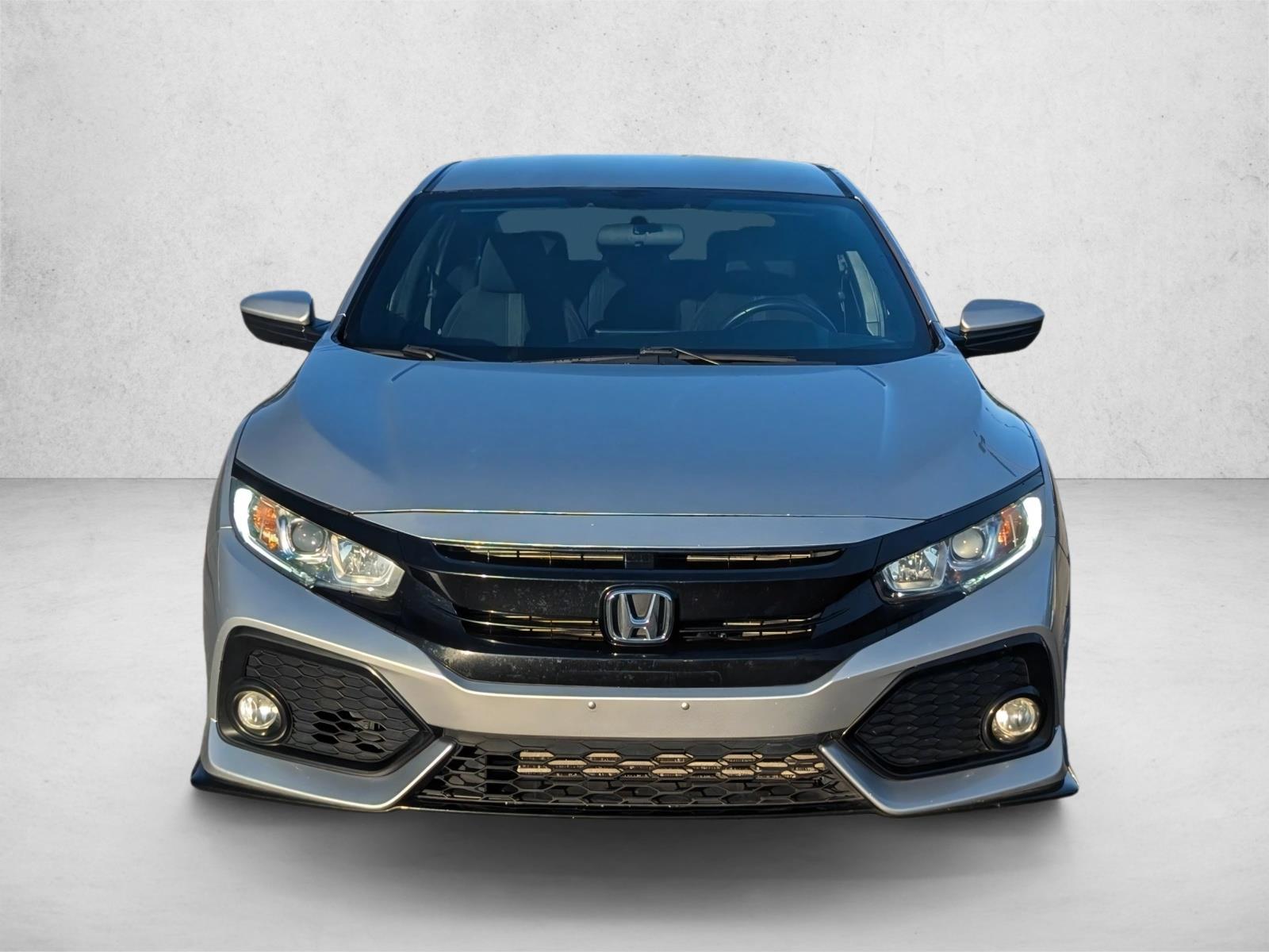 2018 Honda Civic Sport photo 2