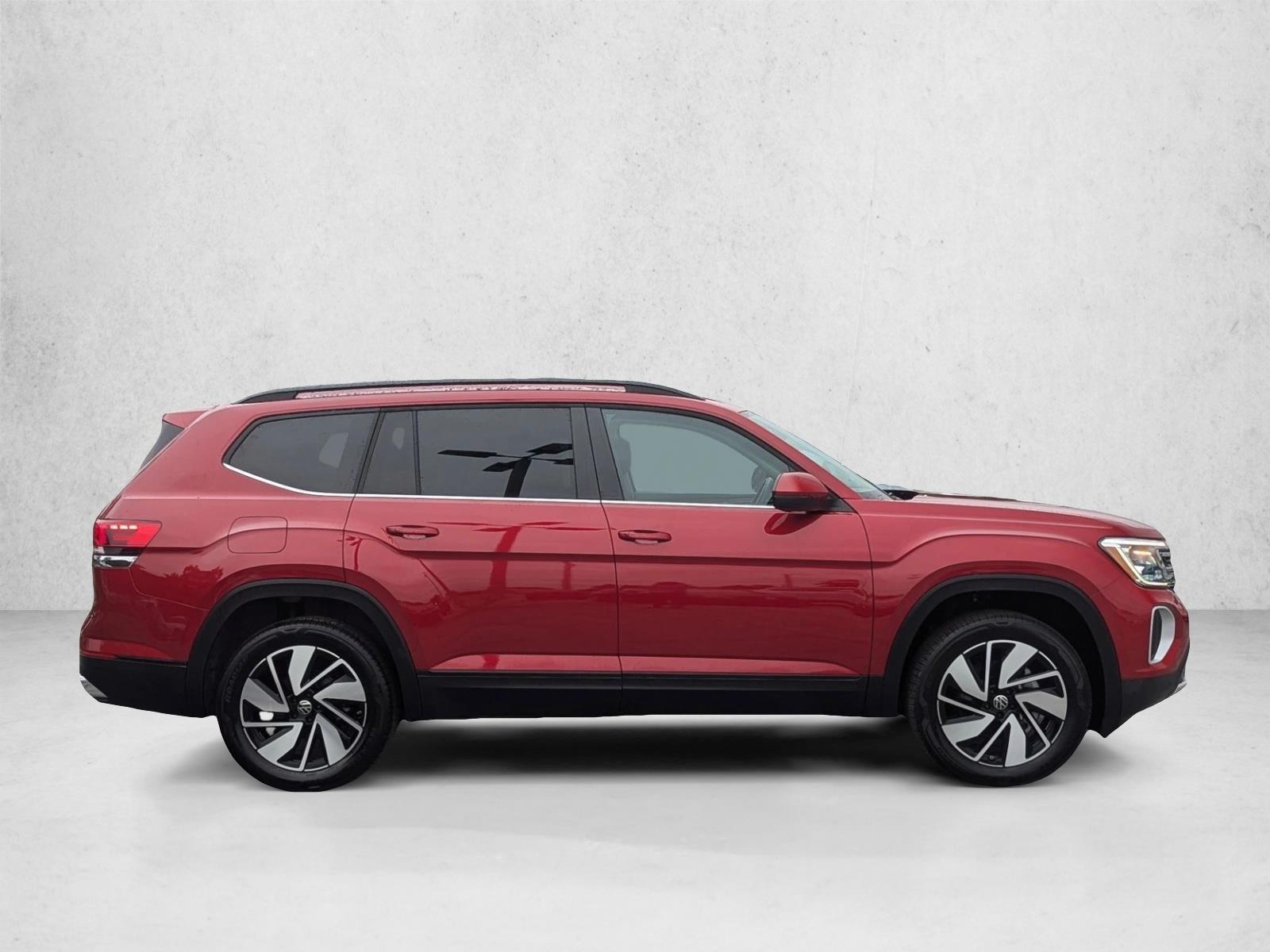2024 Volkswagen Atlas SE Technology photo 3