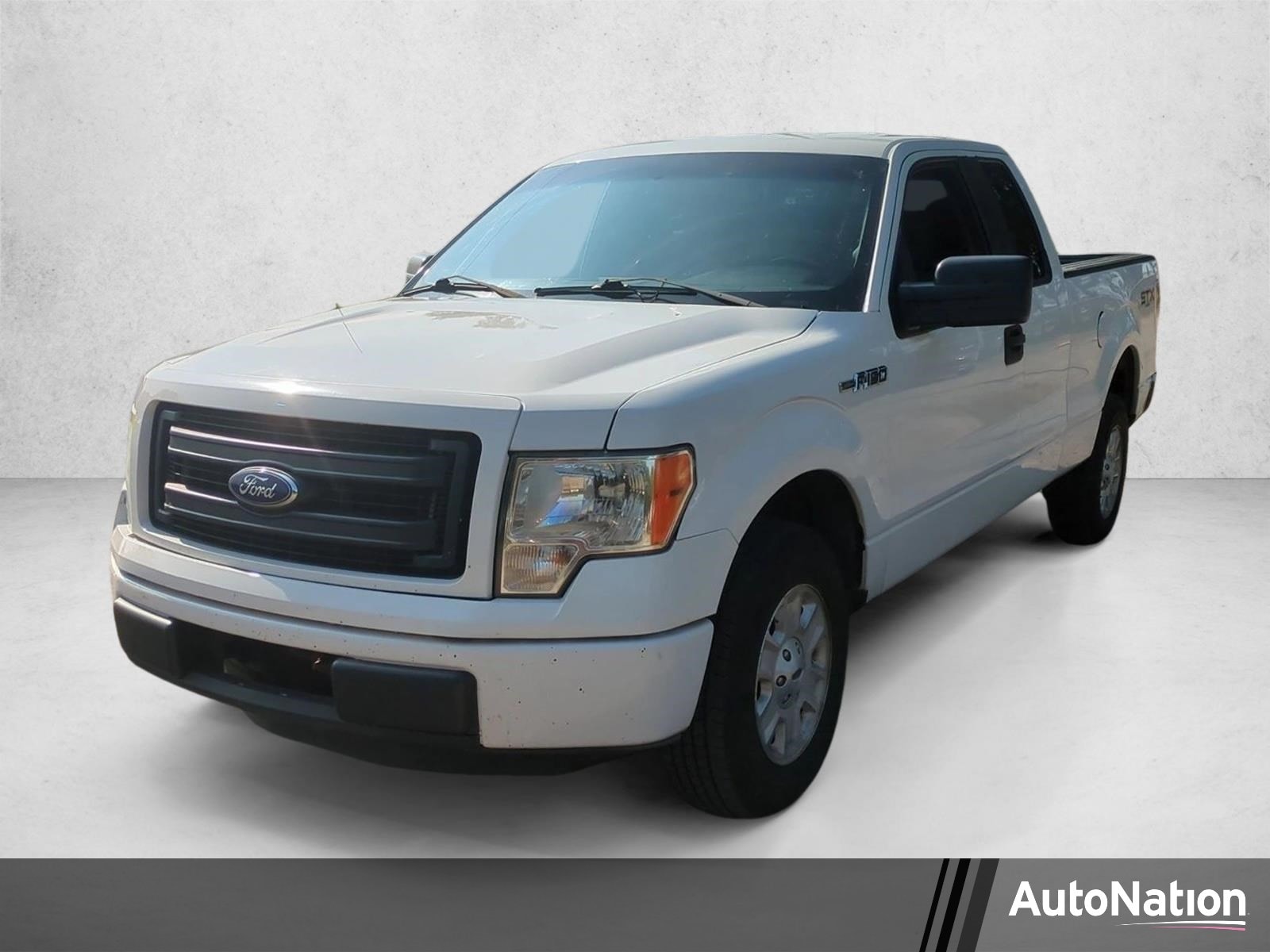2013 Ford F-150 STX SuperCab 145-in's photo