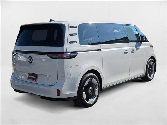 2025 Volkswagen ID. Buzz Pro S photo 2