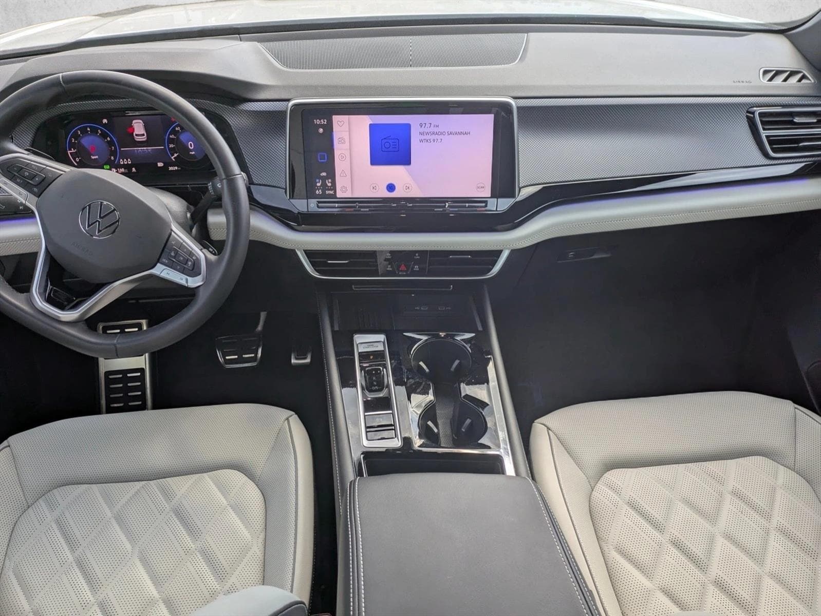 2026 Volkswagen Atlas Cross Sport SEL Premium R-LINE - Photo 13