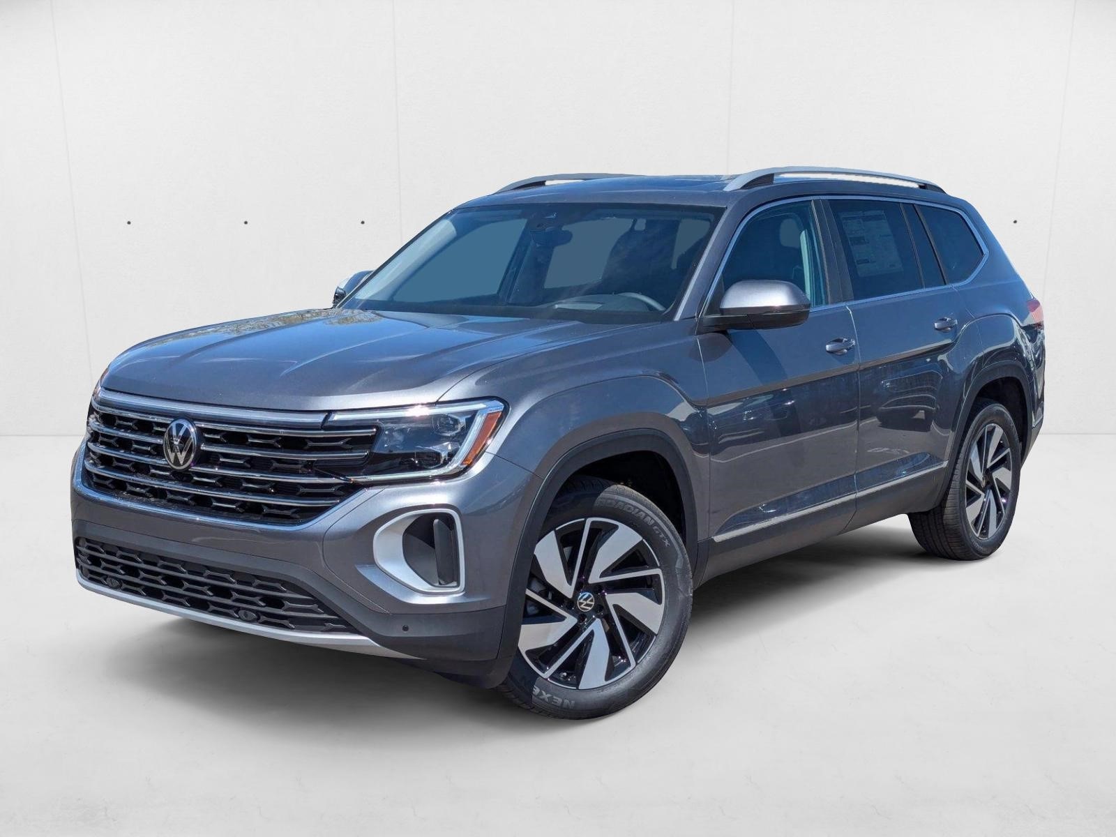 2025 Volkswagen Atlas SEL's photo
