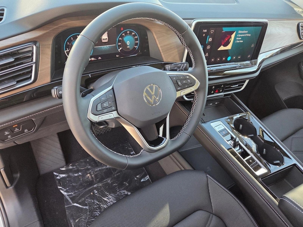 New 2026 Volkswagen Atlas 2.0T SE w/Technology SUV