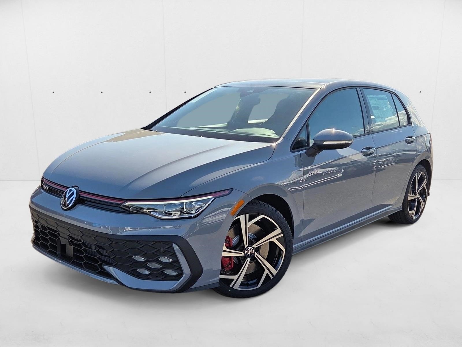 2025 Volkswagen Golf GTI SE's photo