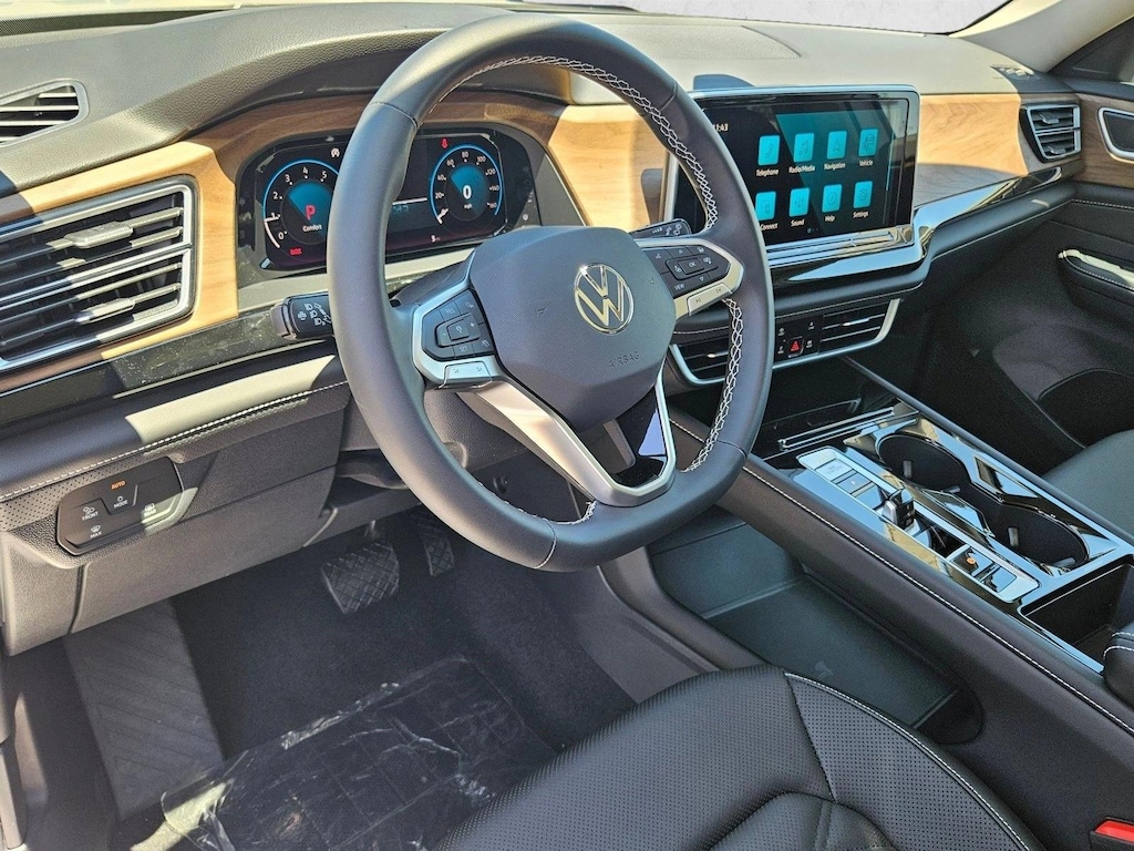 New 2026 Volkswagen Atlas 2.0T SE w/Technology SUV