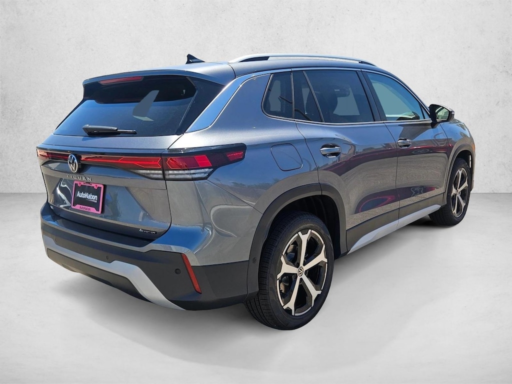 New 2026 Volkswagen Tiguan 2.0T SE SUV